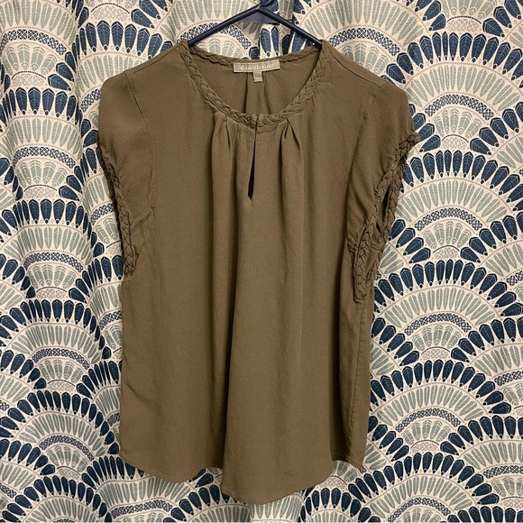 Daniel Rainn Braided Sleeve Top - Large - Picture 2 of 3
